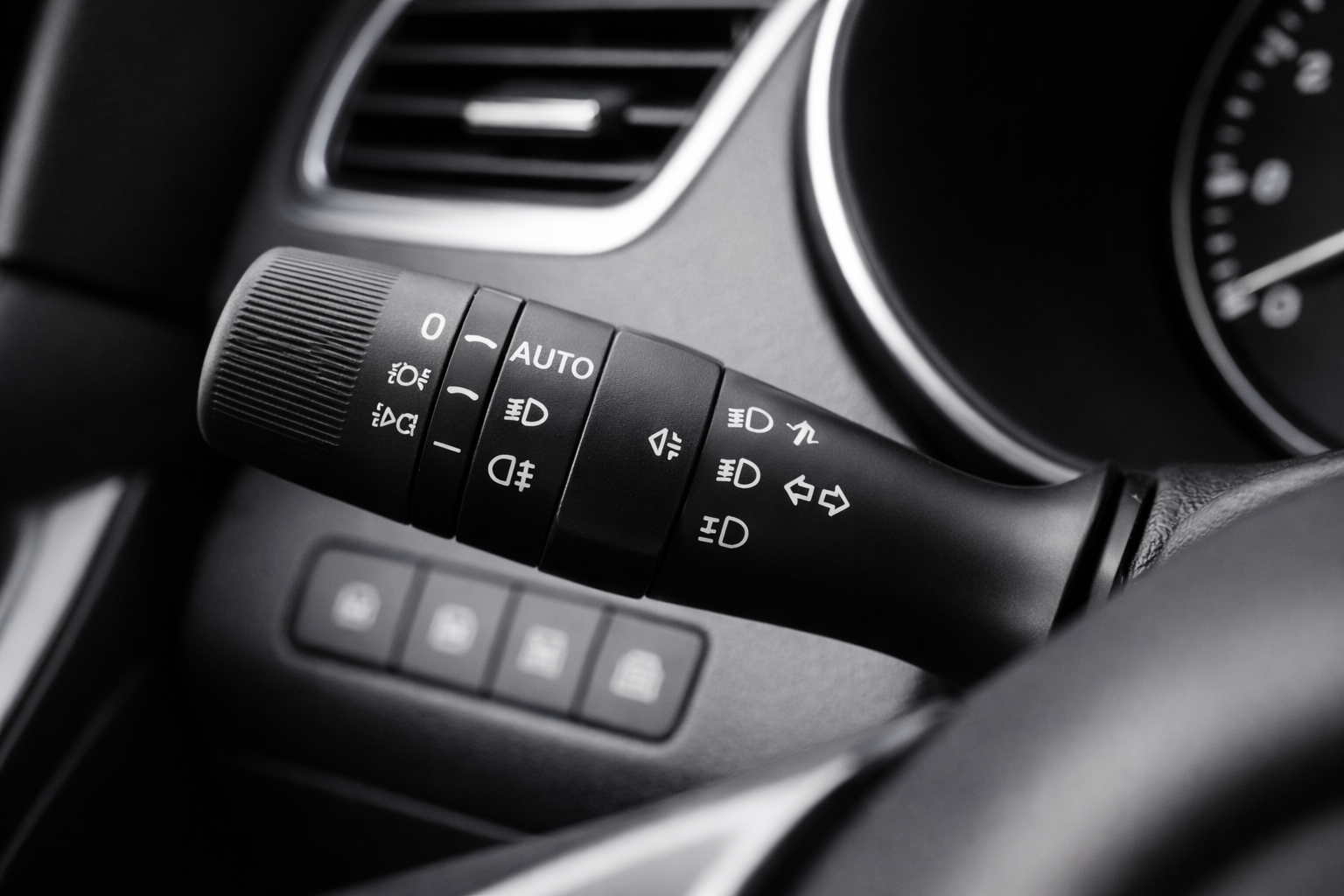 Pokrętło świateł w samochodzie