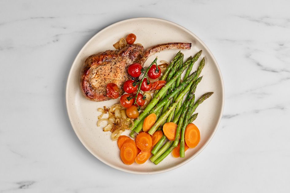 Easy Pan-Seared Pork Chop with Roasted Vegetables | One-Pan Recipe
