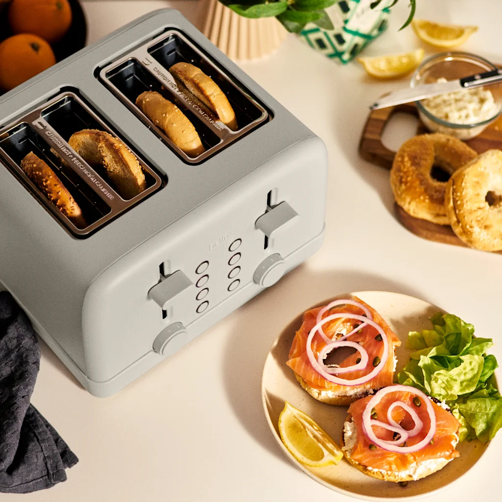 bella 4-Slice Toaster – Extra-Wide Slots, Bagel Preset, 6 Shade Settings