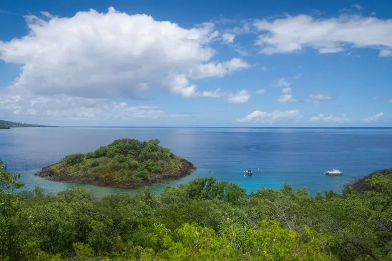Pointe-à-Pitre ou Basse-Terre ?