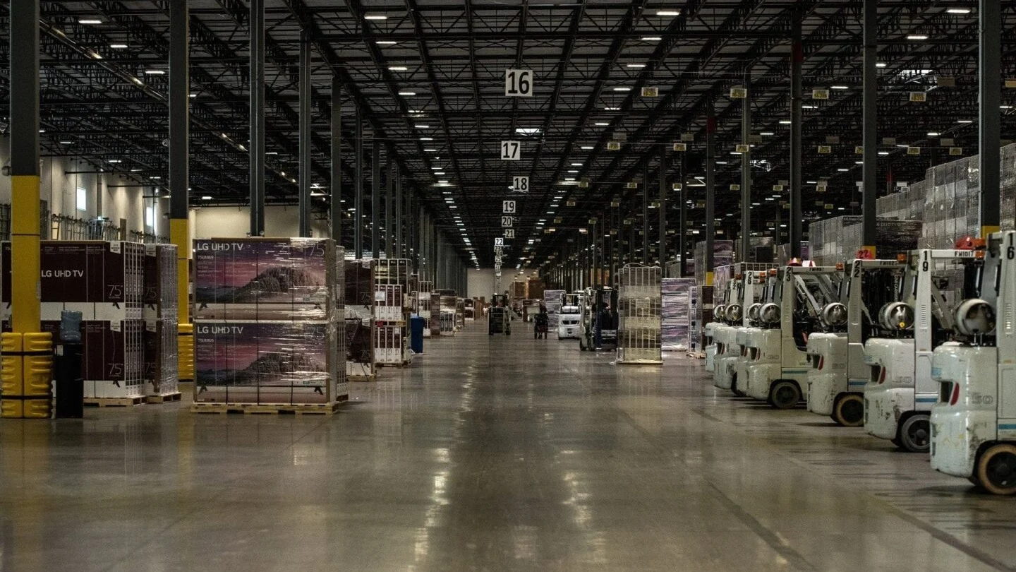 Warehouse with lift trucks.