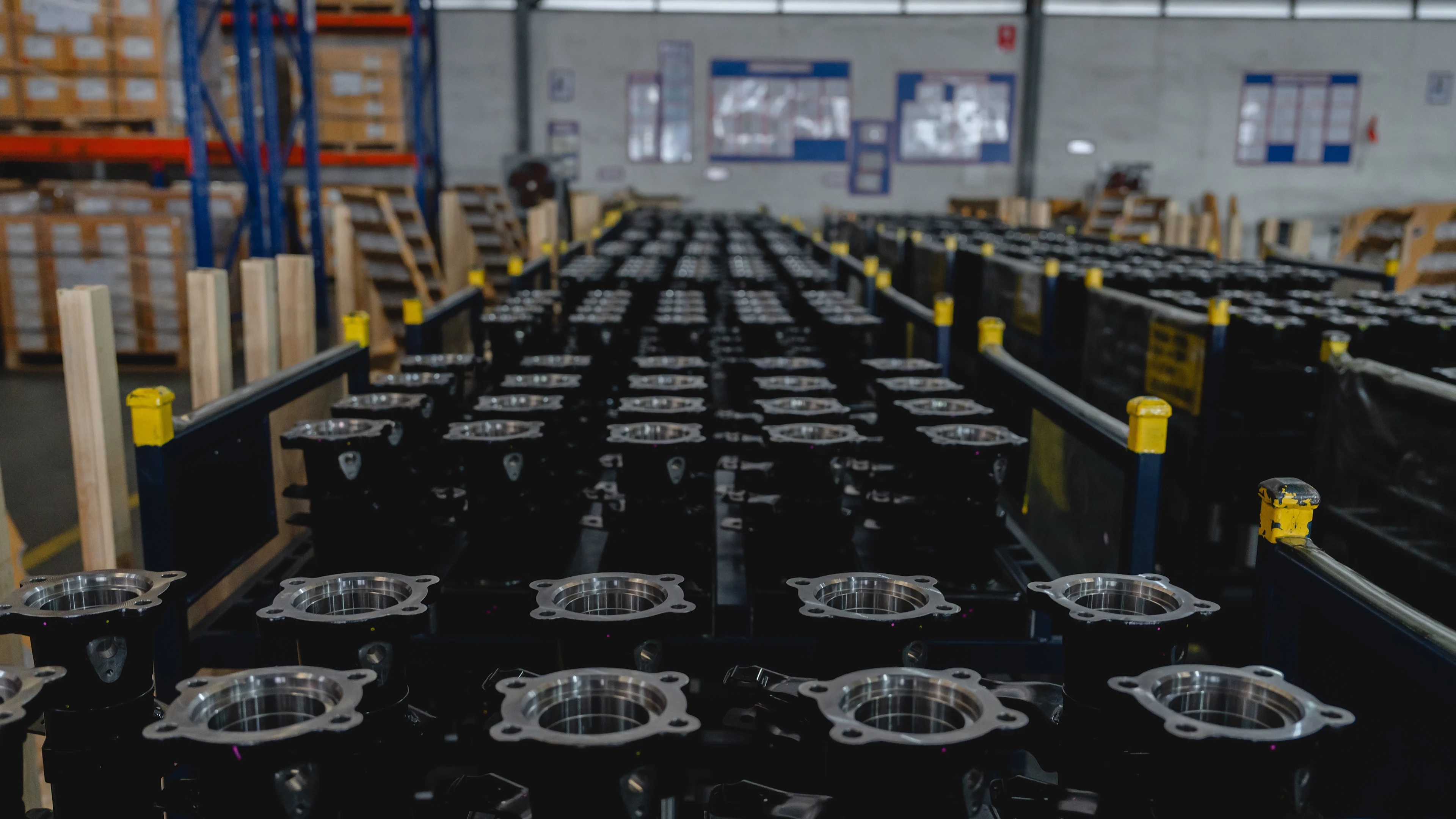 Comment ce fabricant automobile respecte les délais des équipementiers et réduit les expéditions imprévues de 34% avec Uber Freight