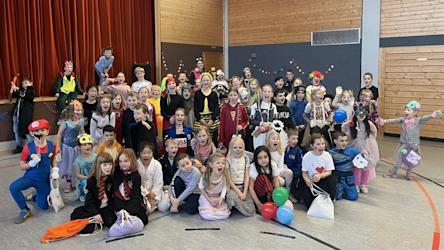 Gruppenbild Kinderfasching 2026