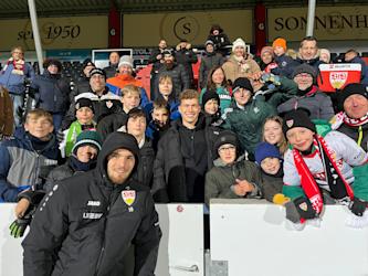 Gruppenbild Ausflug Aspach Spiel VfB II