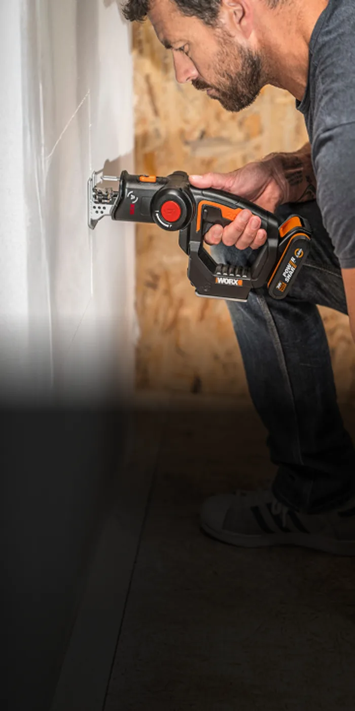 20V ¾ 20V ¾