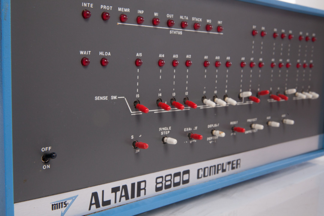 Altair 8800s did not have keyboard or monitor compatability — users input information via toggle switches and received it via LEDs. 