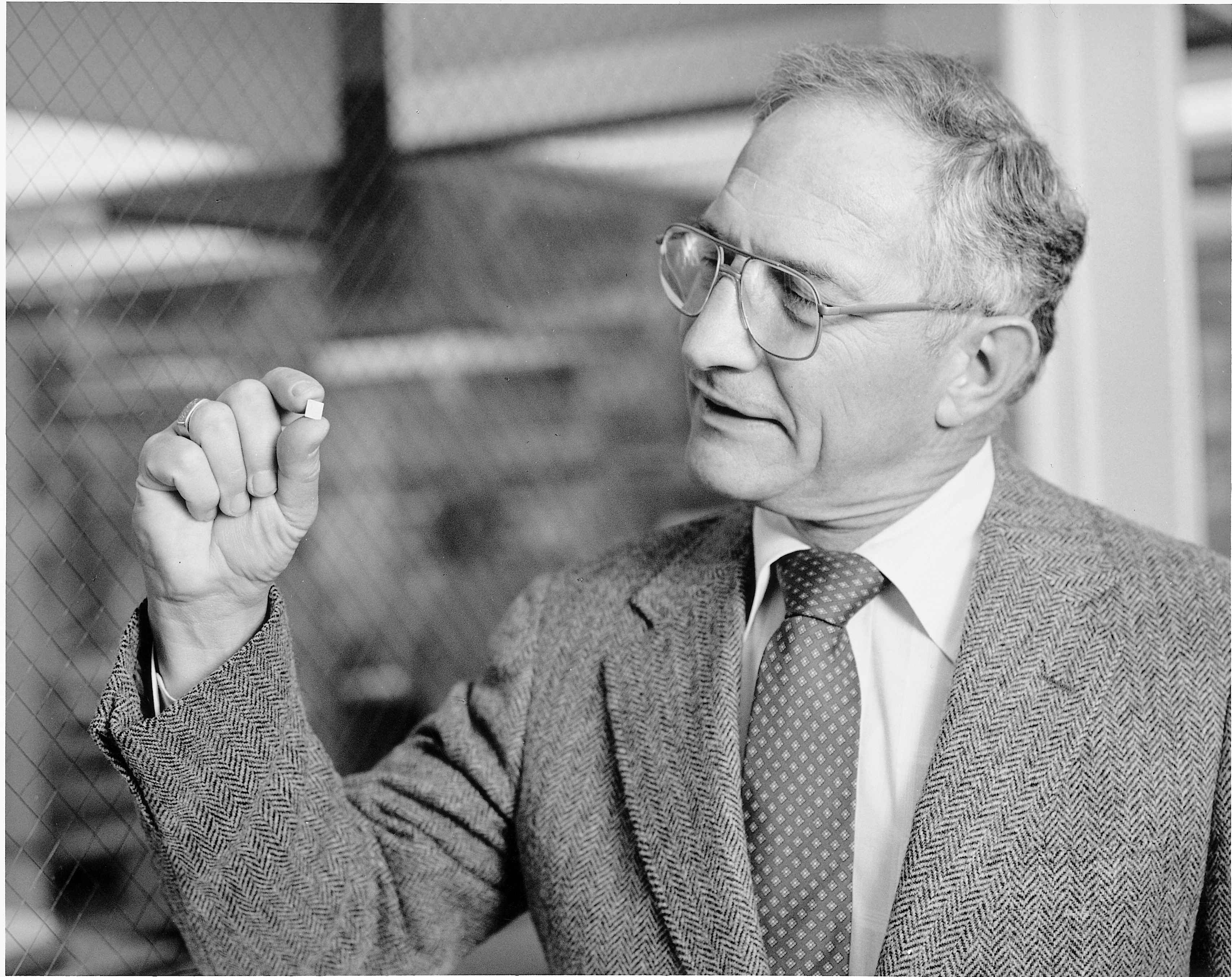 At the time of his death, Noyce's contributions to science and technology had garnered him the National Medal of Science, the National Medal of Technology and the first ever Charles Stark Draper Prize. He had also been inducted into both the National Inventors Hall of Fame and the U.S. Business Hall of Fame, among other honors. 