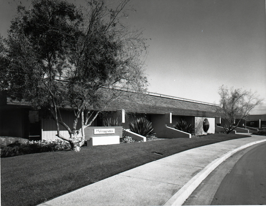 Intel 1977 Explore Intel’s history- A Bubble That Won't Break
