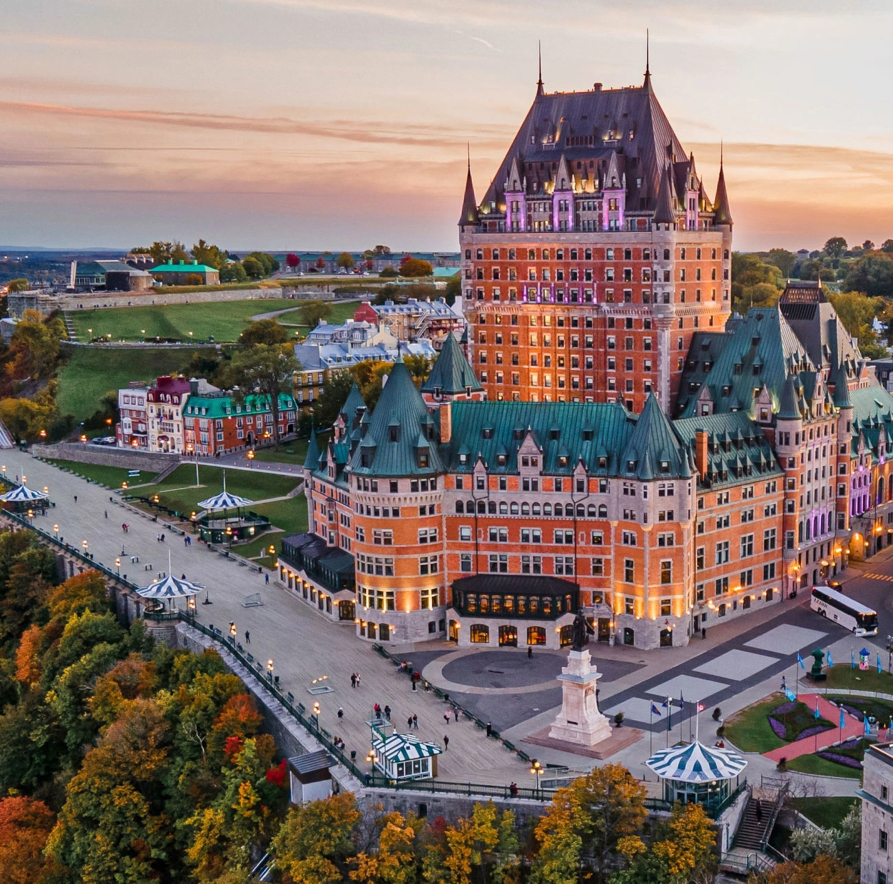 Château Frontenac & et sa terrasse Dufferin