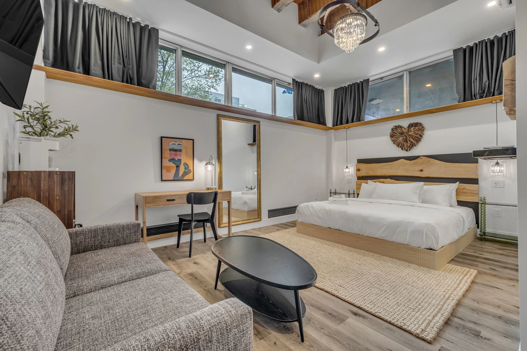 Signature Suite