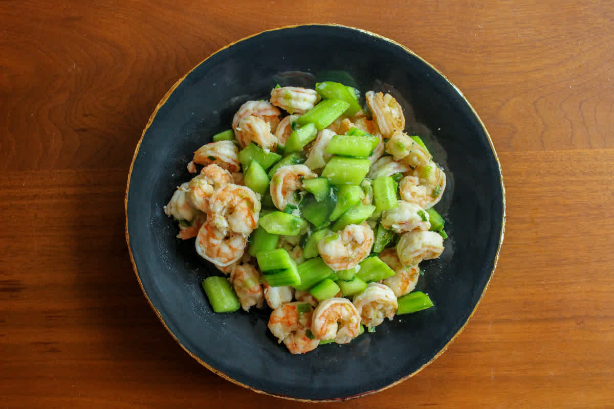 Shrimp and cucumber dish