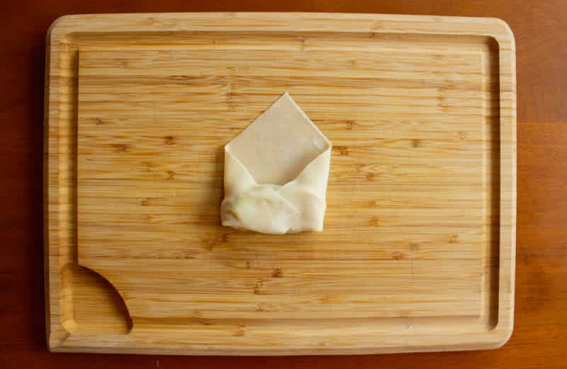 Wrapping spring rolls step 4