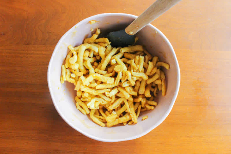 Sachima noodles and syrup