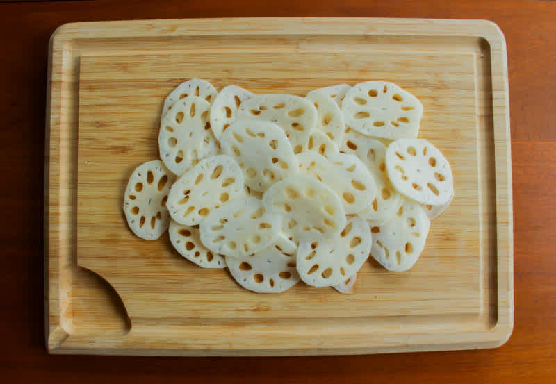 Sliced lotus root