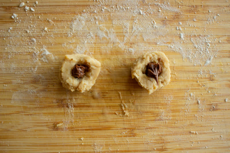 Nutella and lotus balls