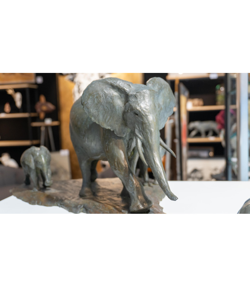 sculpture-bronze-elephants-aventi-bodin-4