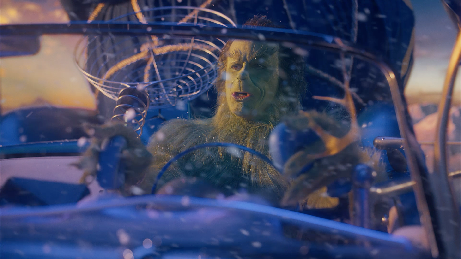 Grinch Delivers Longform-00-00-12-416