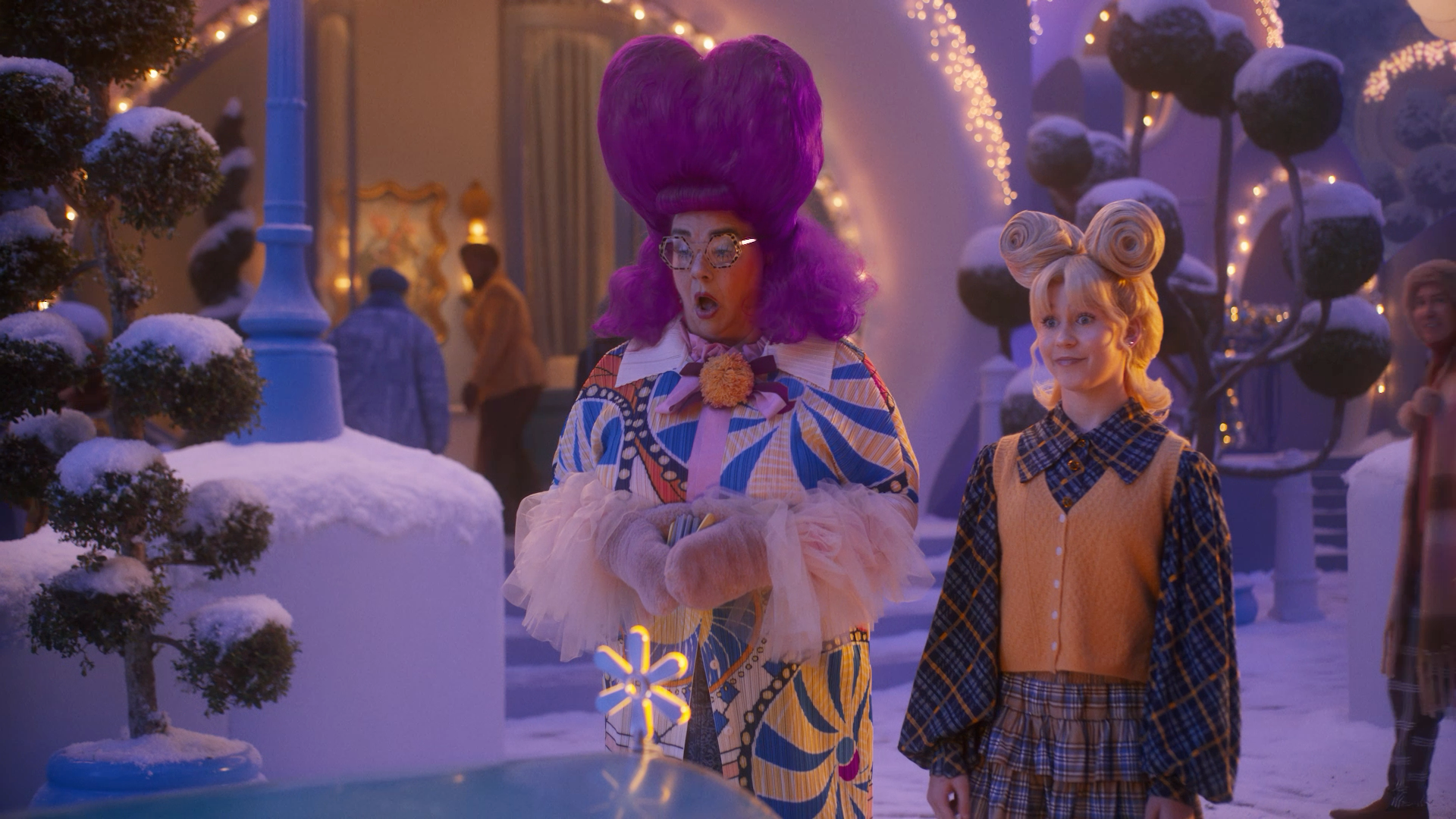 Grinch Delivers Longform-00-01-19-152