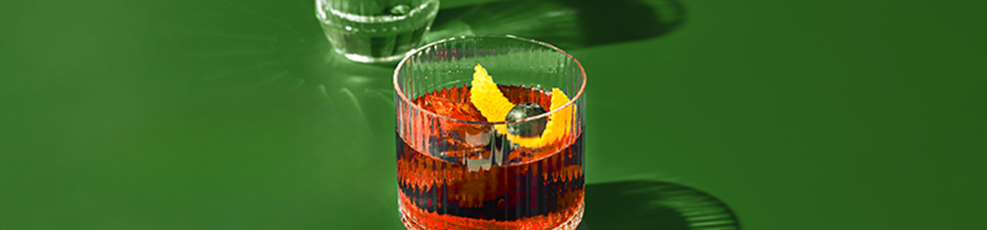 DryAndHigh-Assets-Cannacocktails-Blog-Header-Desktop-Fruitcake.webp