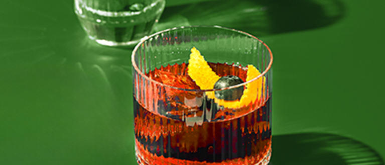 DryAndHigh-Assets-Cannacocktails-Blog-Header-Mobile-Fruitcake.webp