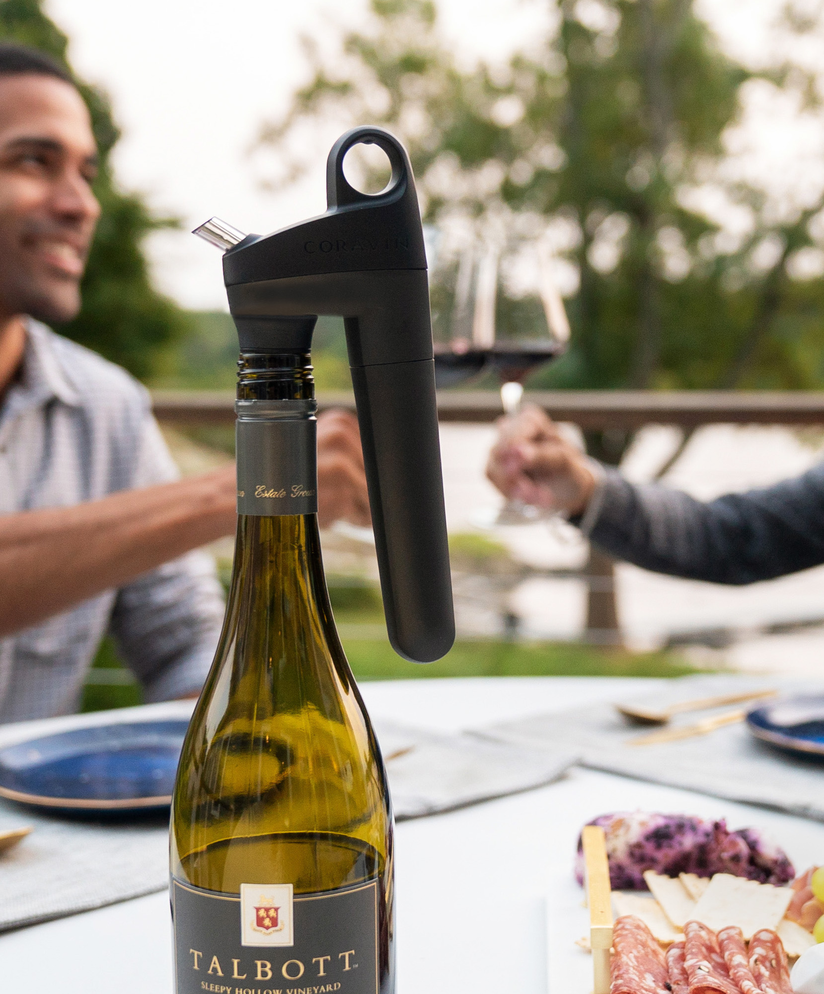 The Brevino Wine Bottle Insulator - Keeping Wine Chilled