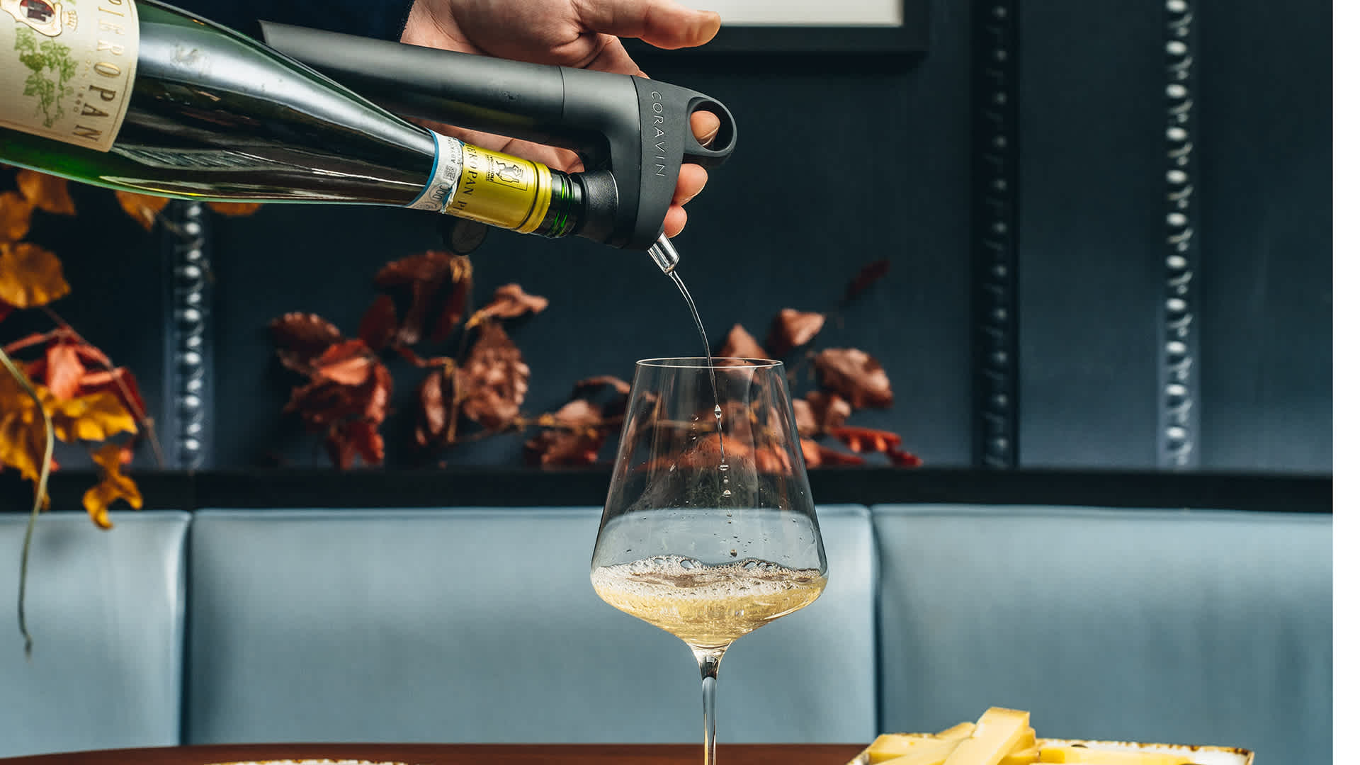 IMG-Coravin-Wine-And-Bubbles-Bar-London-17 copy
