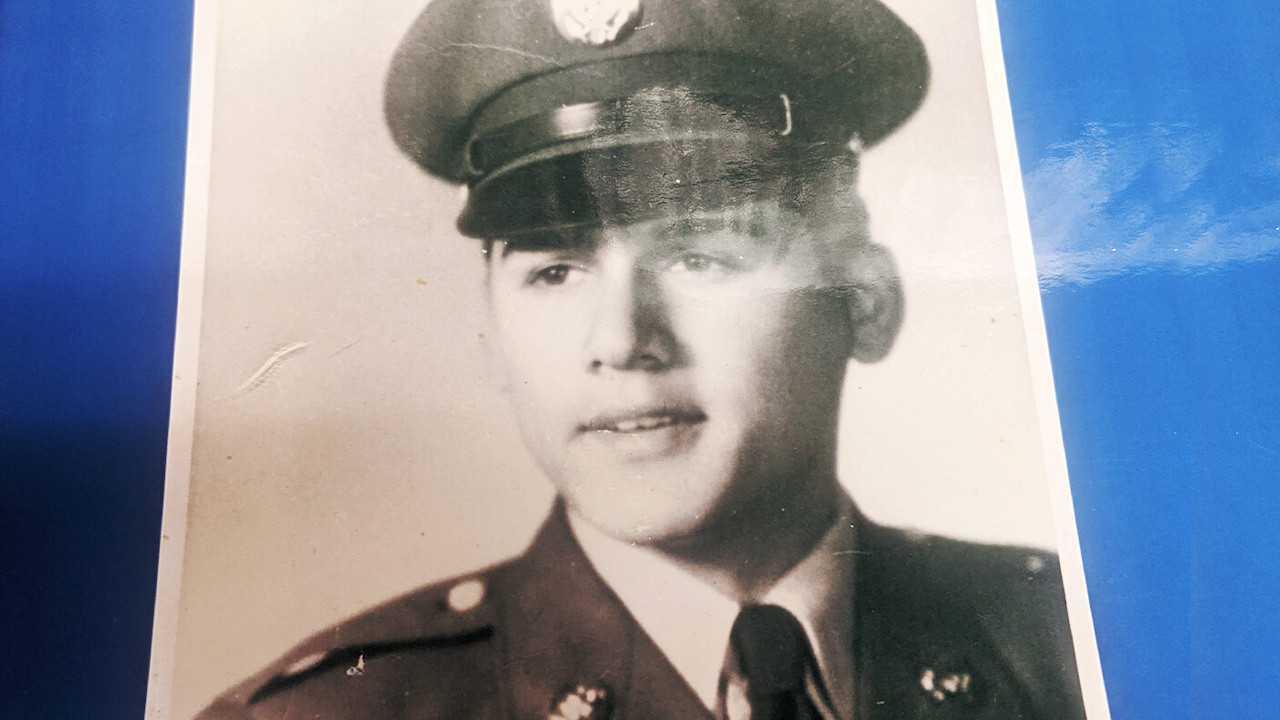 Gary Sinise Foundation Pays Outstanding Bills For Grieving Los Angeles ...