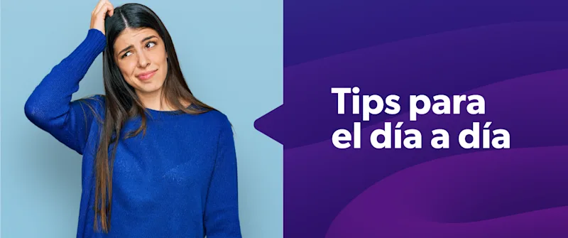Mujer rascándose la cabeza con cara de duda.