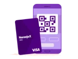 Tarjeta Visa con teléfono celular mostrando un código QR.
