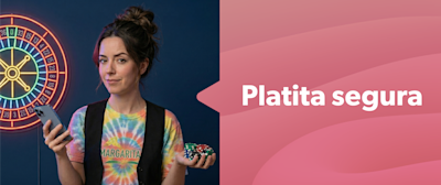 Una joven mira a la cámara con gesto suspicaz. Tiene un celular en una mano y en la otra algunas fichas de casino. En el fondo -sobre la pared- una ruleta luminosa. 