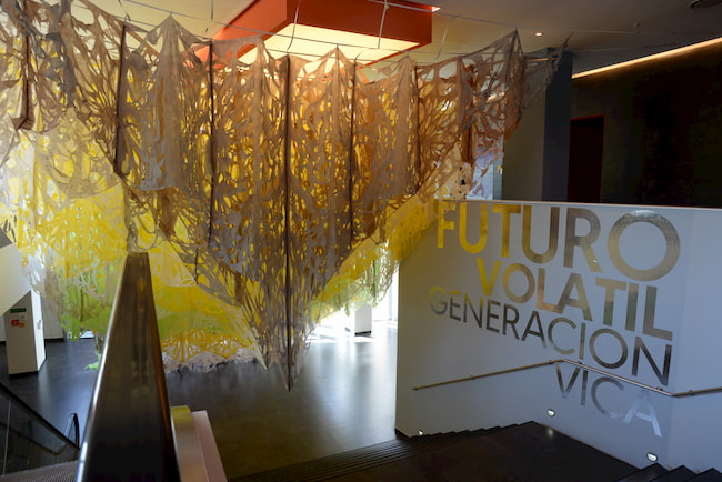 Image list - En Obras: Futuro Volátil en Casa Naranja