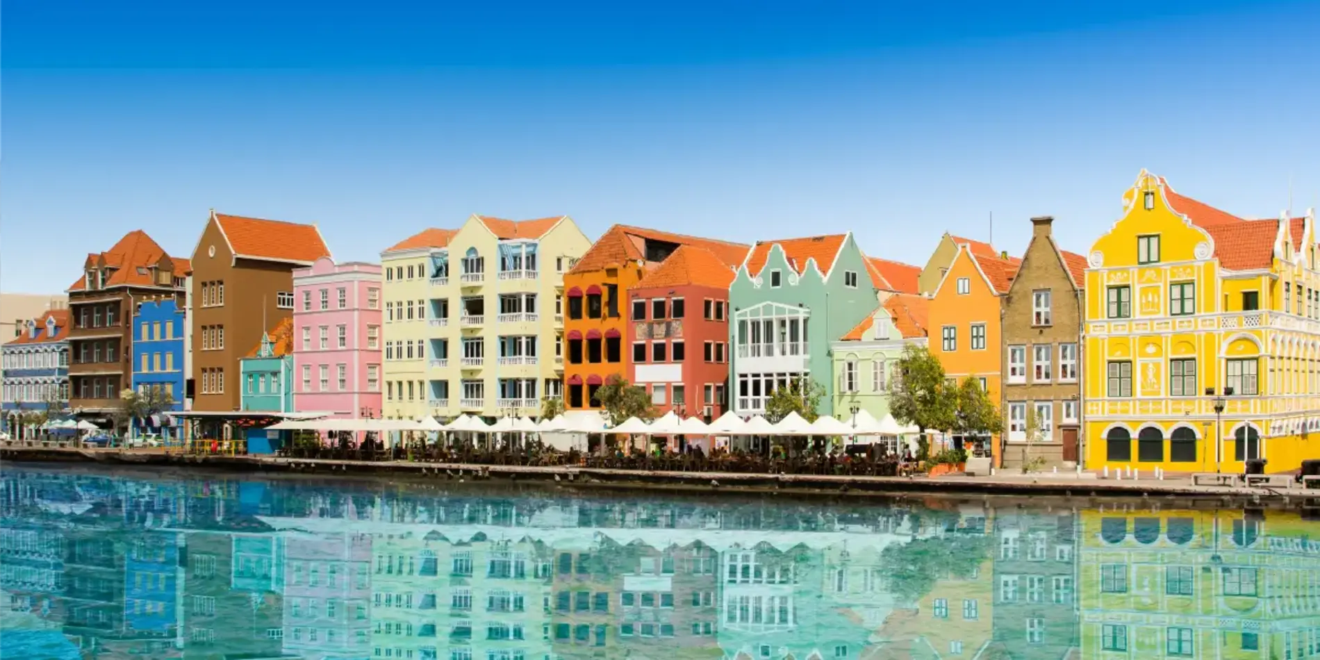Image of Curacao city.