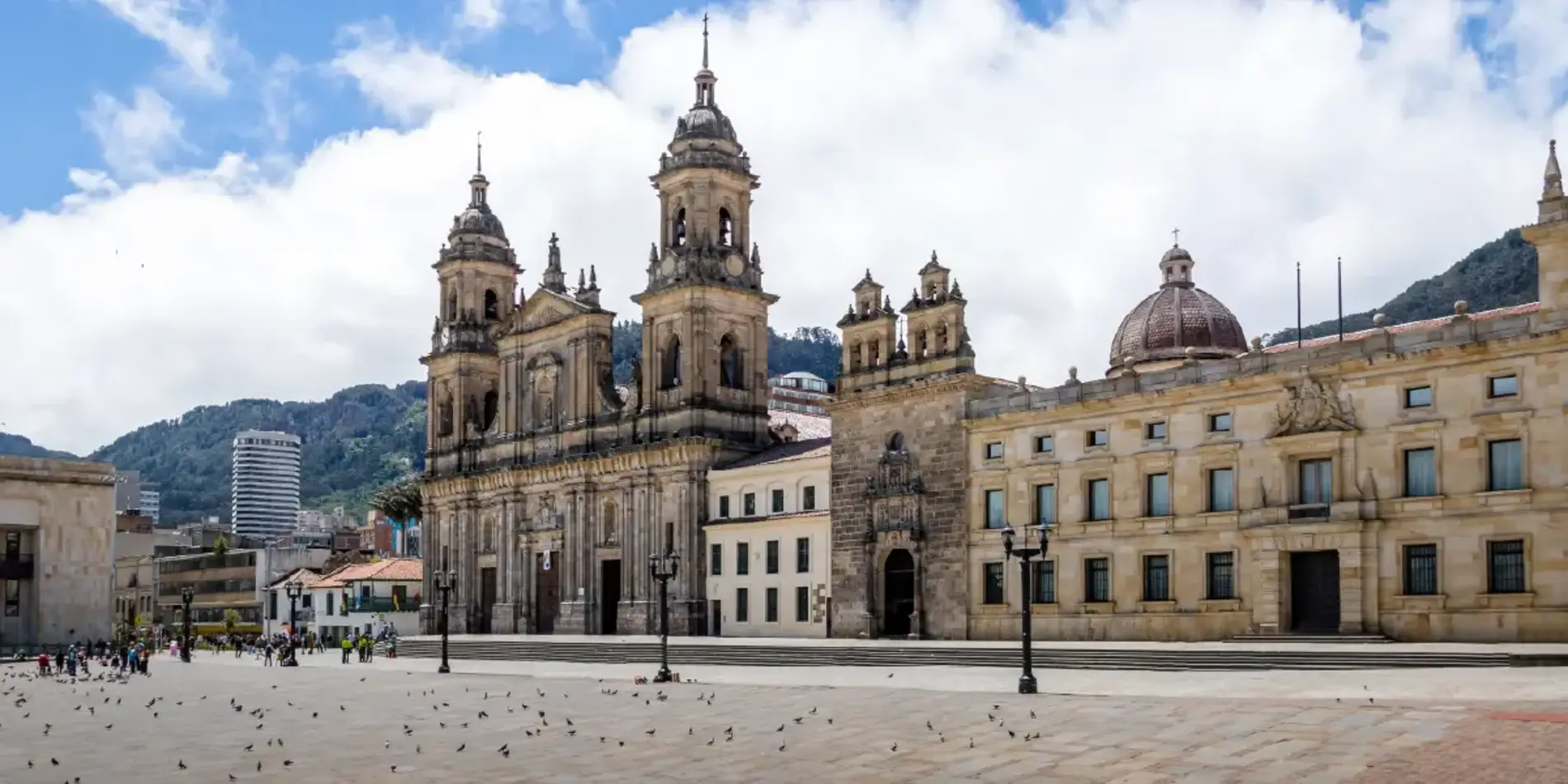 Image of a city in Colombia.