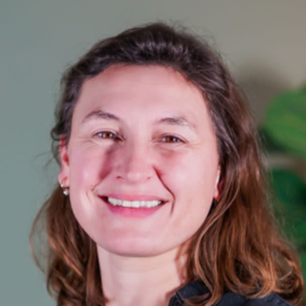 Pia unsere Expertin für Experience Design & Customer Journey Management.