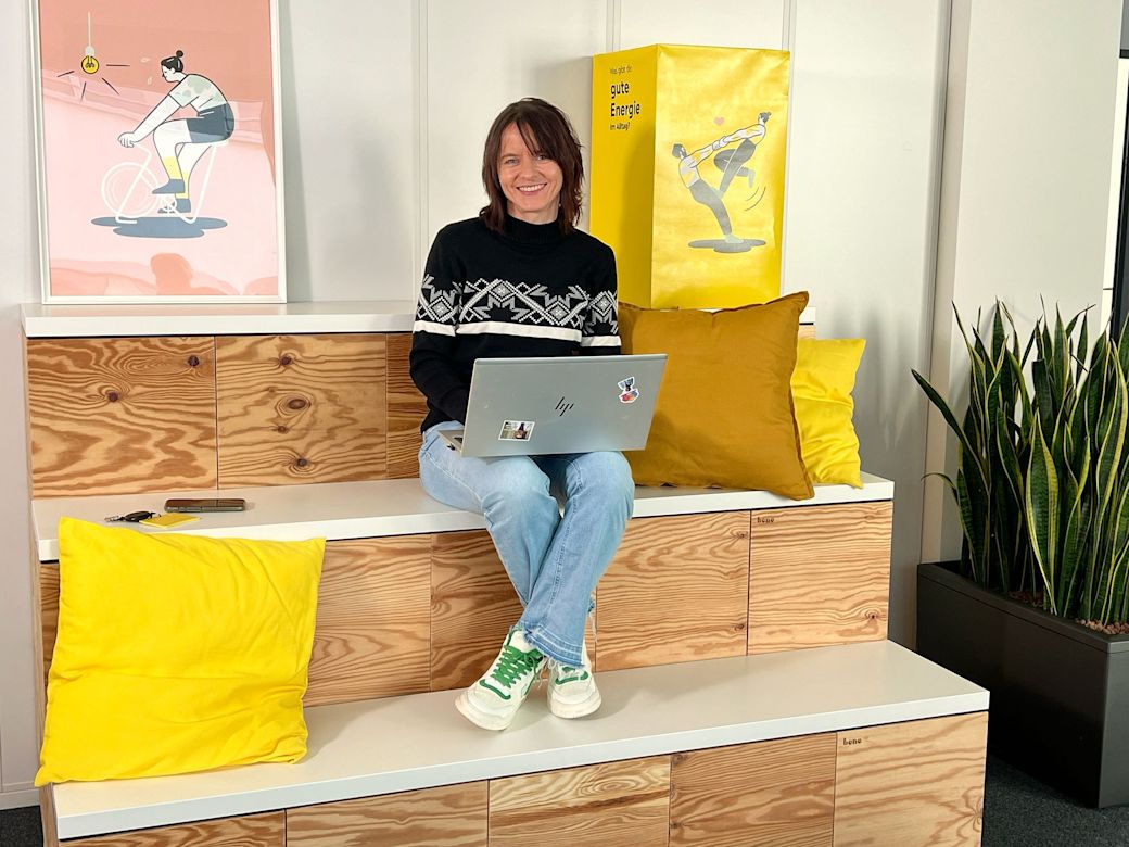 Unsere Yello Autorin und Content Editorin Susanne.