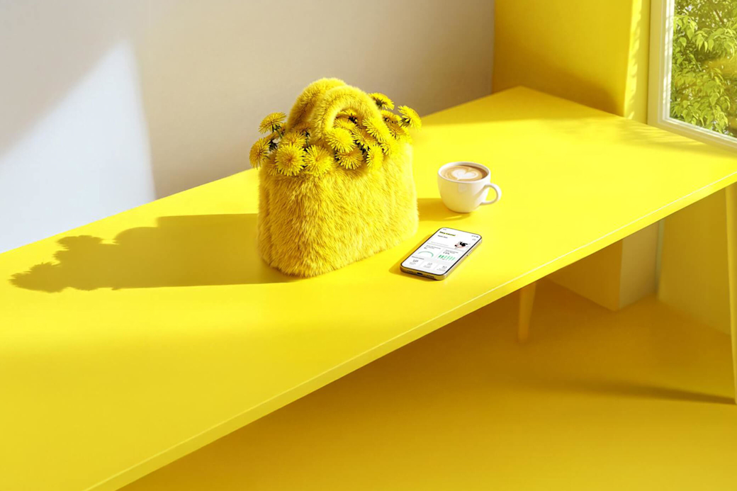 Eine gelbe plüschige Tasche mit Blumen steht auf Tisch mit Tasse und Handy - KI generiert