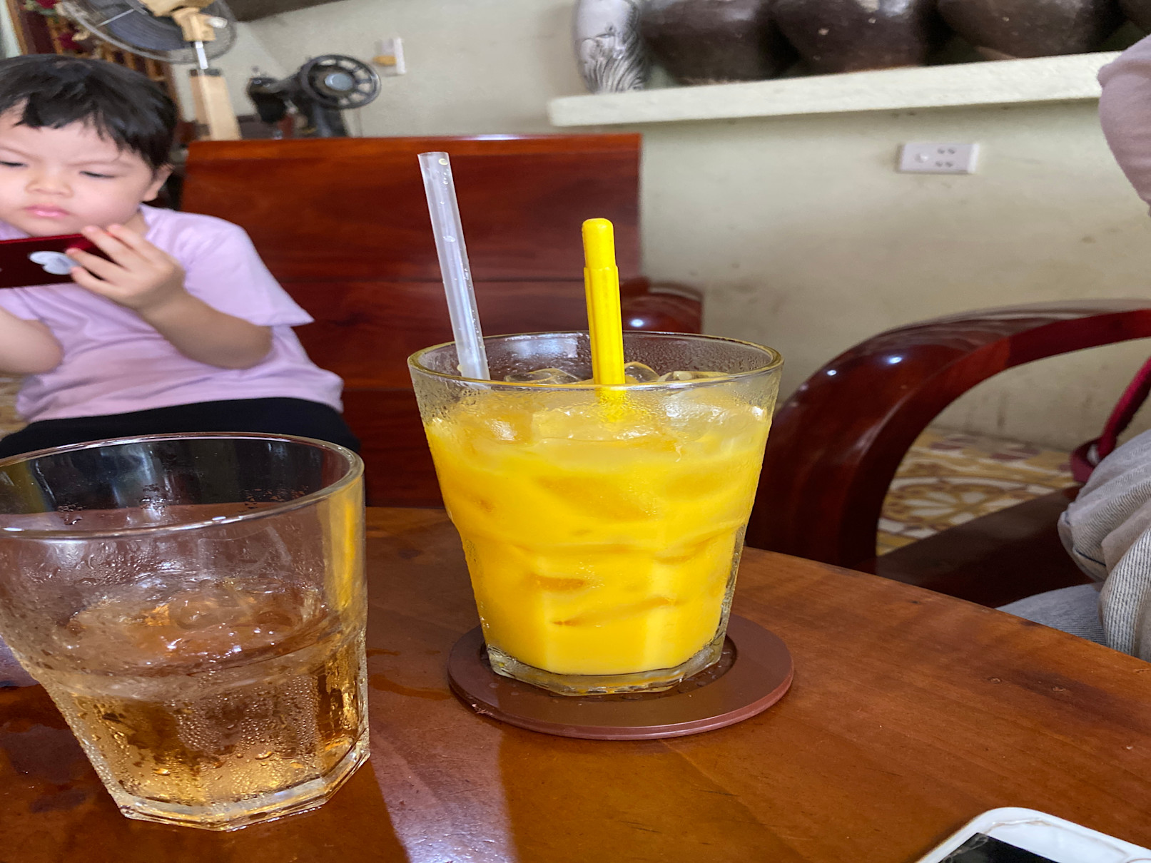 It's impressive that a glass of Passion Fruit Juice at this coffee shop is generous enough to make another glass. It's a testament to the quality of their drinks.