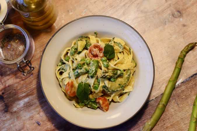 Asparagus, Pea & Mint Tagliatelle 