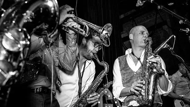 Roel music singing on stage