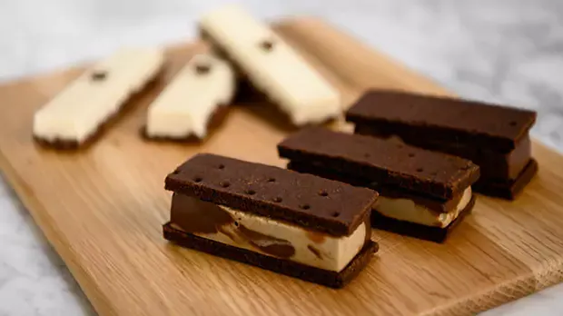 Chocolate ice cream sandwich dessert