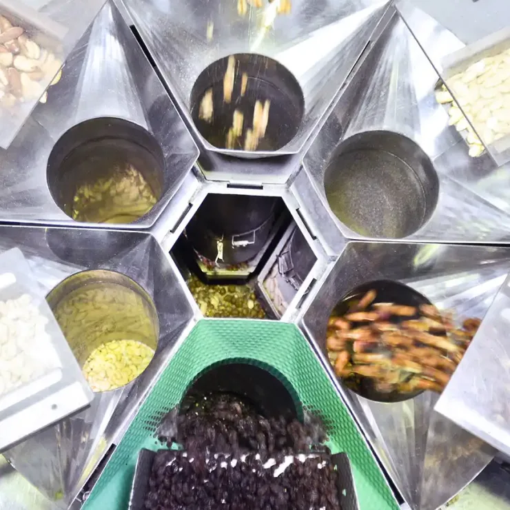 Marshimport - Activities Refining image media asset