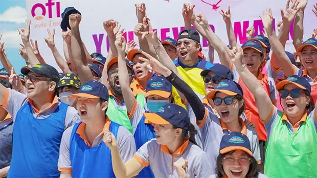 1-employees-from-ofi-vietnam-nuts-private-label-business-participated-in-a-team-building-activity-in-phan-thiet-city-620x348.webp