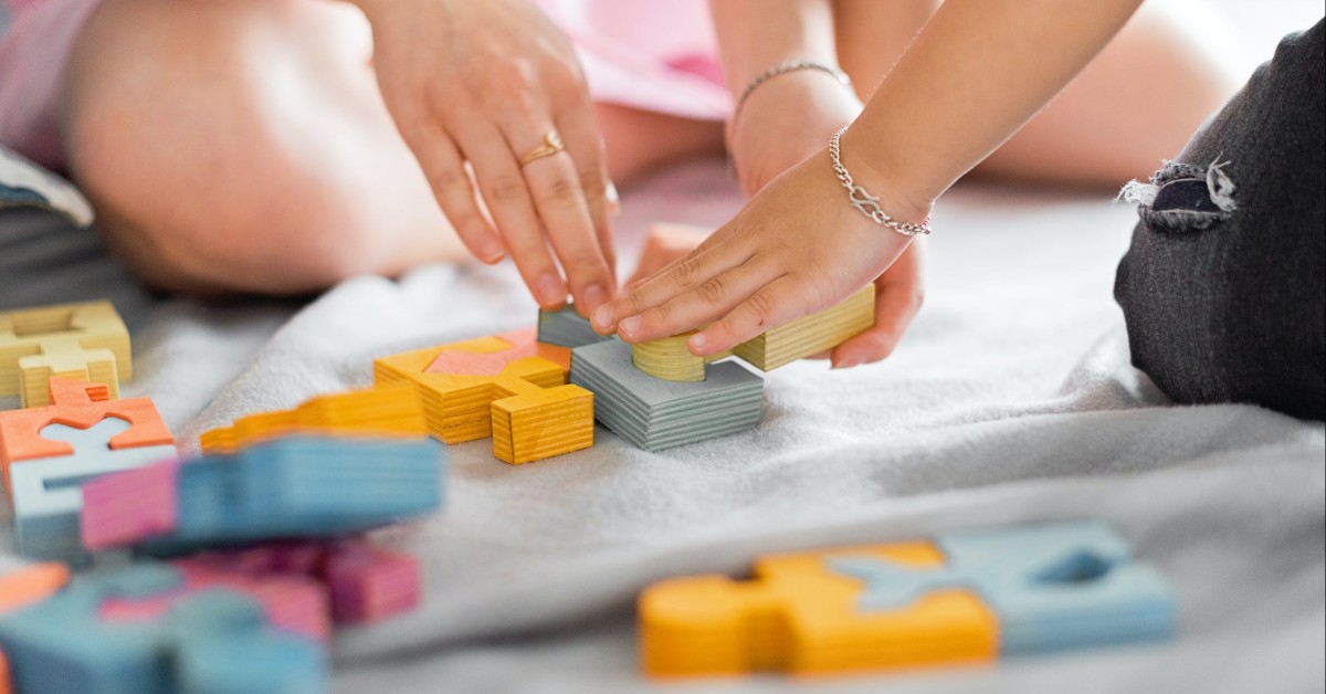 How Are Toys Used to Treat Children in Occupational Therapy?