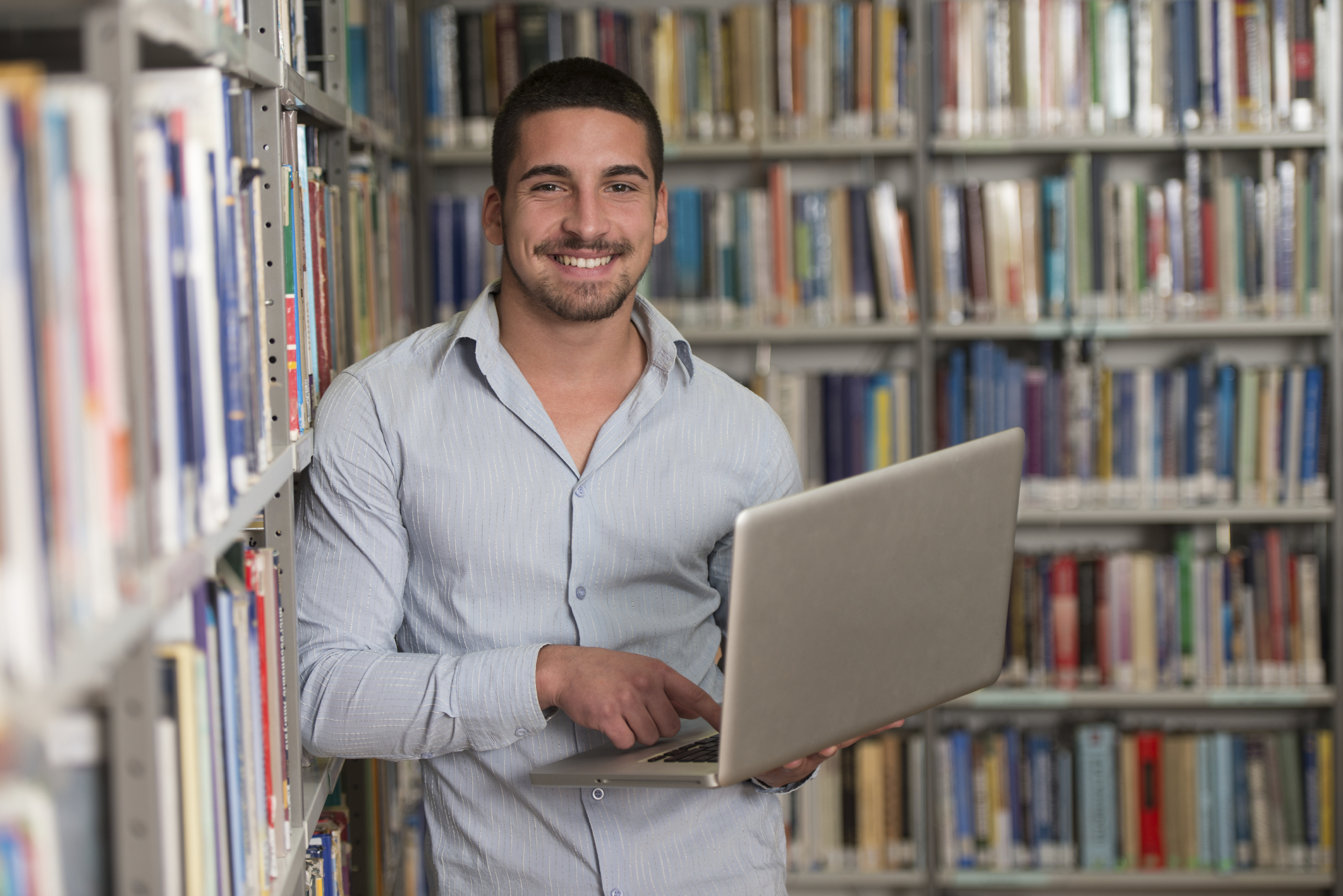 5 Reasons Why Your University Library is Your Best Friend