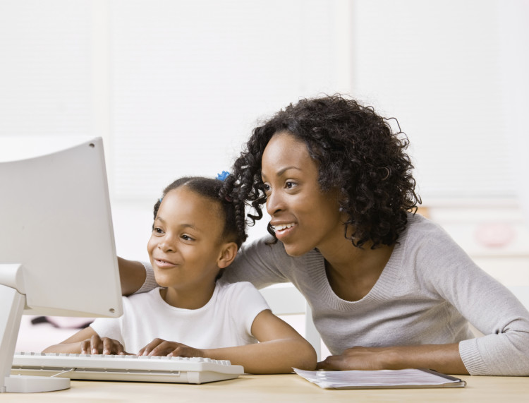 Internet Safety for Kids: 7 Tips to Raise a Savvy Child