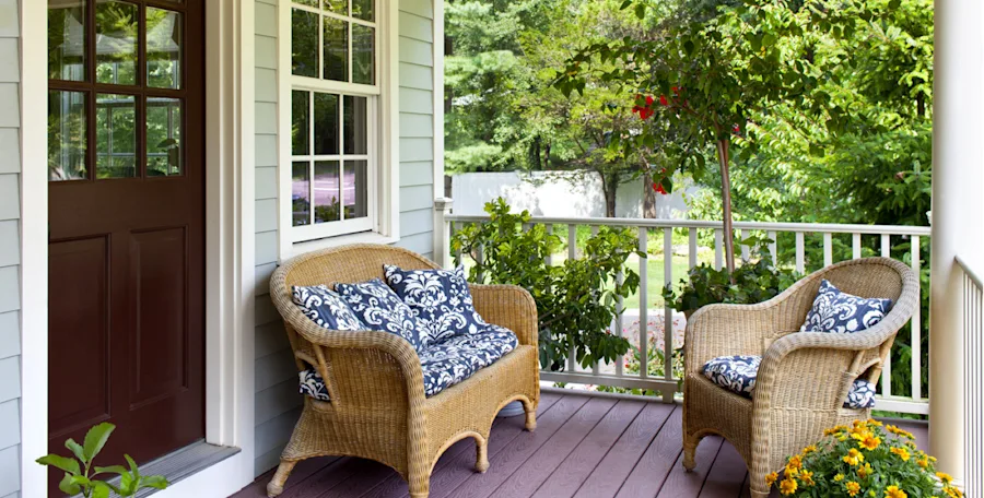 Gallery - Inspiration - Exterior Paint Colors - Nature's Reflection - Image