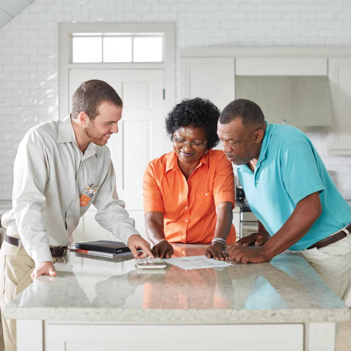 HD service pro consulting customers in their home