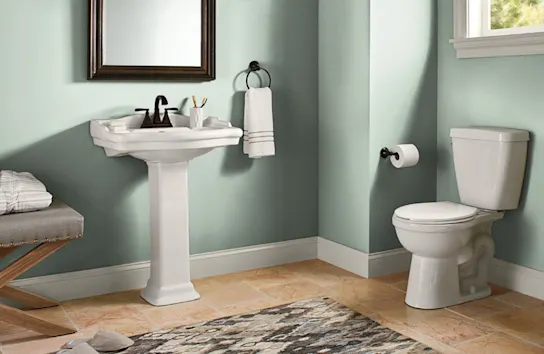 Mint hi-gloss painted bathroom
