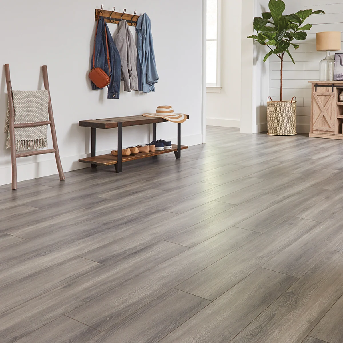 laminate flooring installation related service image