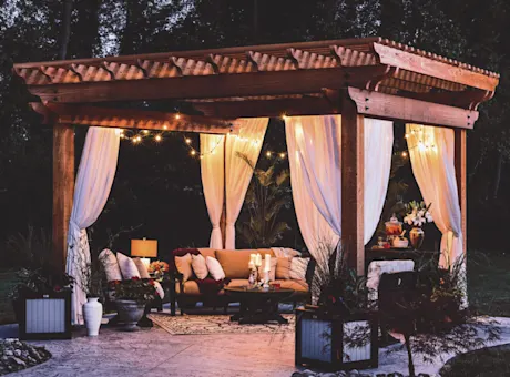Lawn Master Tuscan Pergola